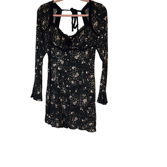 Free People Women's Sz S Tess Mini Black/White ASO Chanel in Day of Our Lives - Picture 2 of 7
